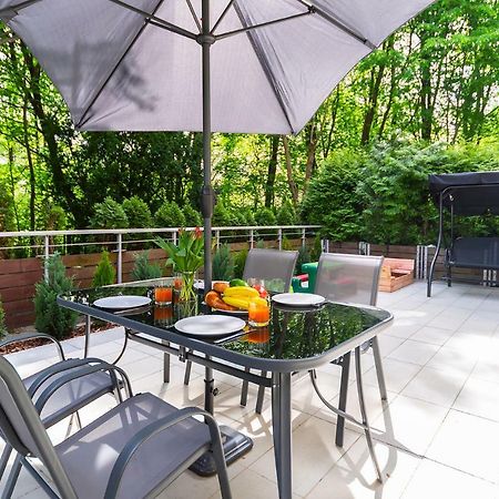 Beachfront Apartment Haga With Free Parking By Noclegi Renters Sopot Exteriör bild