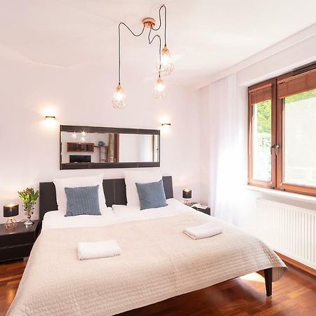 Beachfront Apartment Haga With Free Parking By Noclegi Renters Sopot Exteriör bild