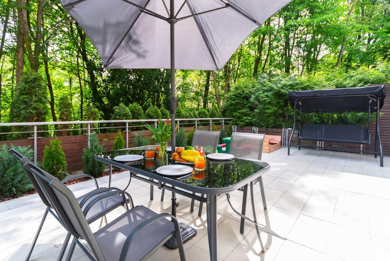 Beachfront Apartment Haga With Free Parking By Noclegi Renters Sopot Exteriör bild